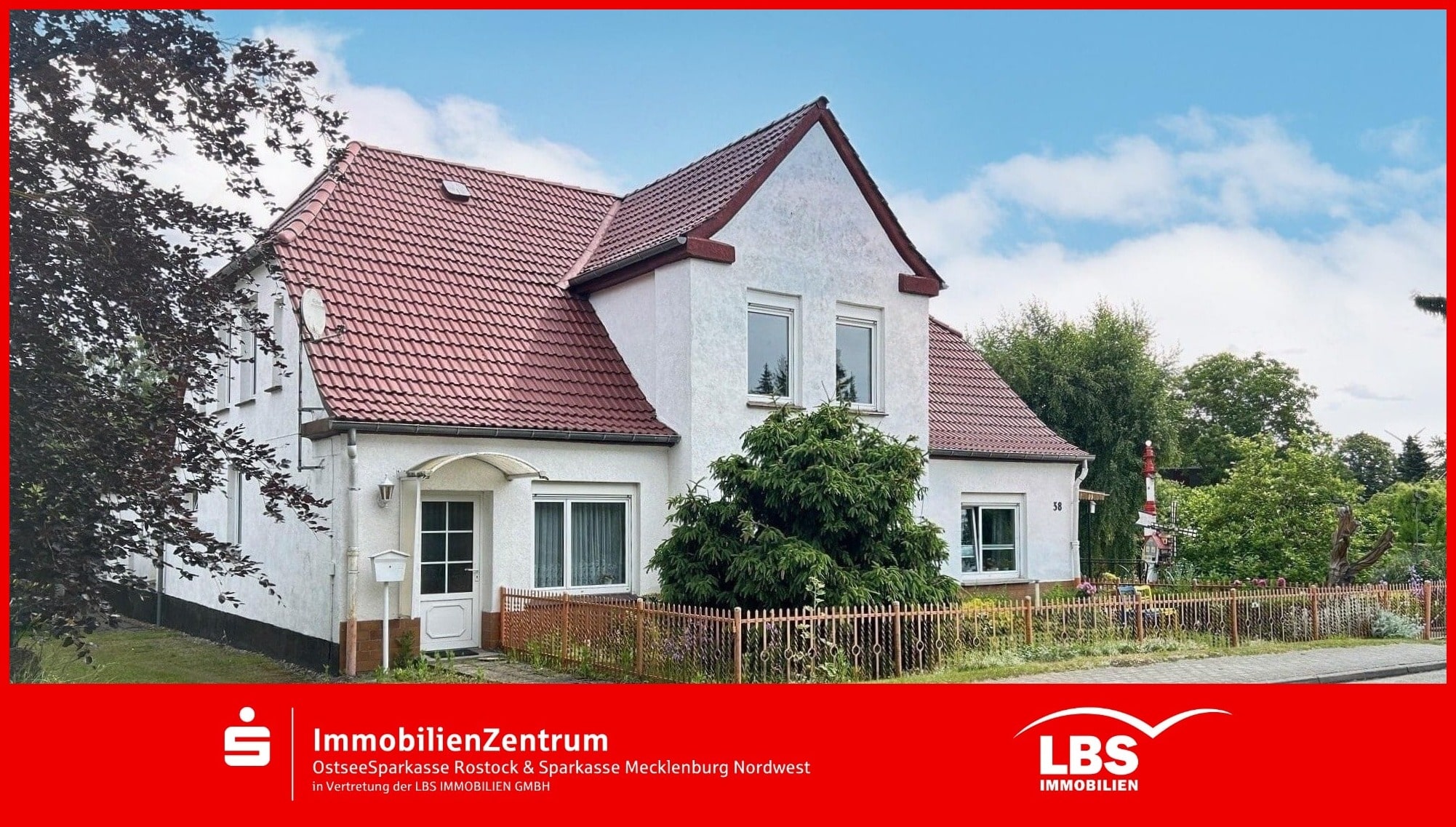 Mehrfamilienhaus zum Kauf provisionsfrei 179.500 € 7 Zimmer 240 m²<br/>Wohnfläche 1.967 m²<br/>Grundstück Bernitt Bernitt 18249