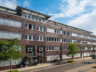 Büro-/Praxisfläche zur Miete provisionsfrei 13 € 2.858,9 m² Bürofläche teilbar ab 692,1 m² Paul-Klinger-Str. 7-11 Westviertel Essen 45127