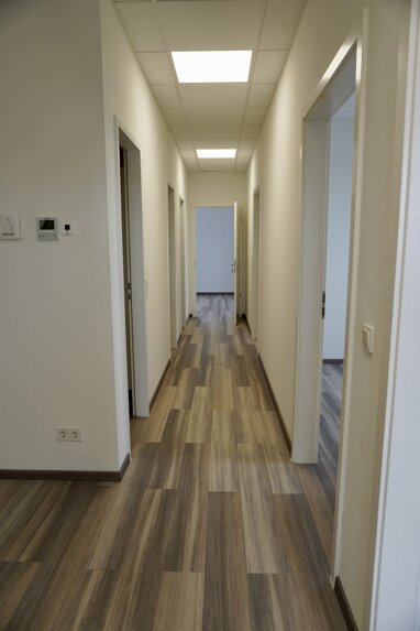 Büro-/Praxisfläche zur Miete 800 € 5 Zimmer 78 m² Bürofläche Losheim Losheim am See 66679