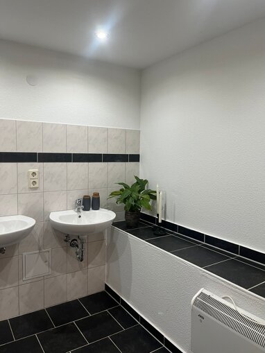 Wohnung zur Miete 699 € 5 Zimmer 120 m² Erdgeschoss Unterer Berggraben 10 Ilmenau Ilmenau 98693