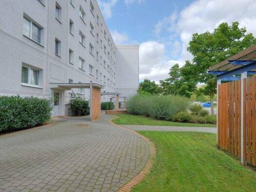 Wohnung zur Miete 310 € 2 Zimmer 48,5 m² 1. Geschoss Roßlauer Straße 7 Silberhöhe Halle 06132