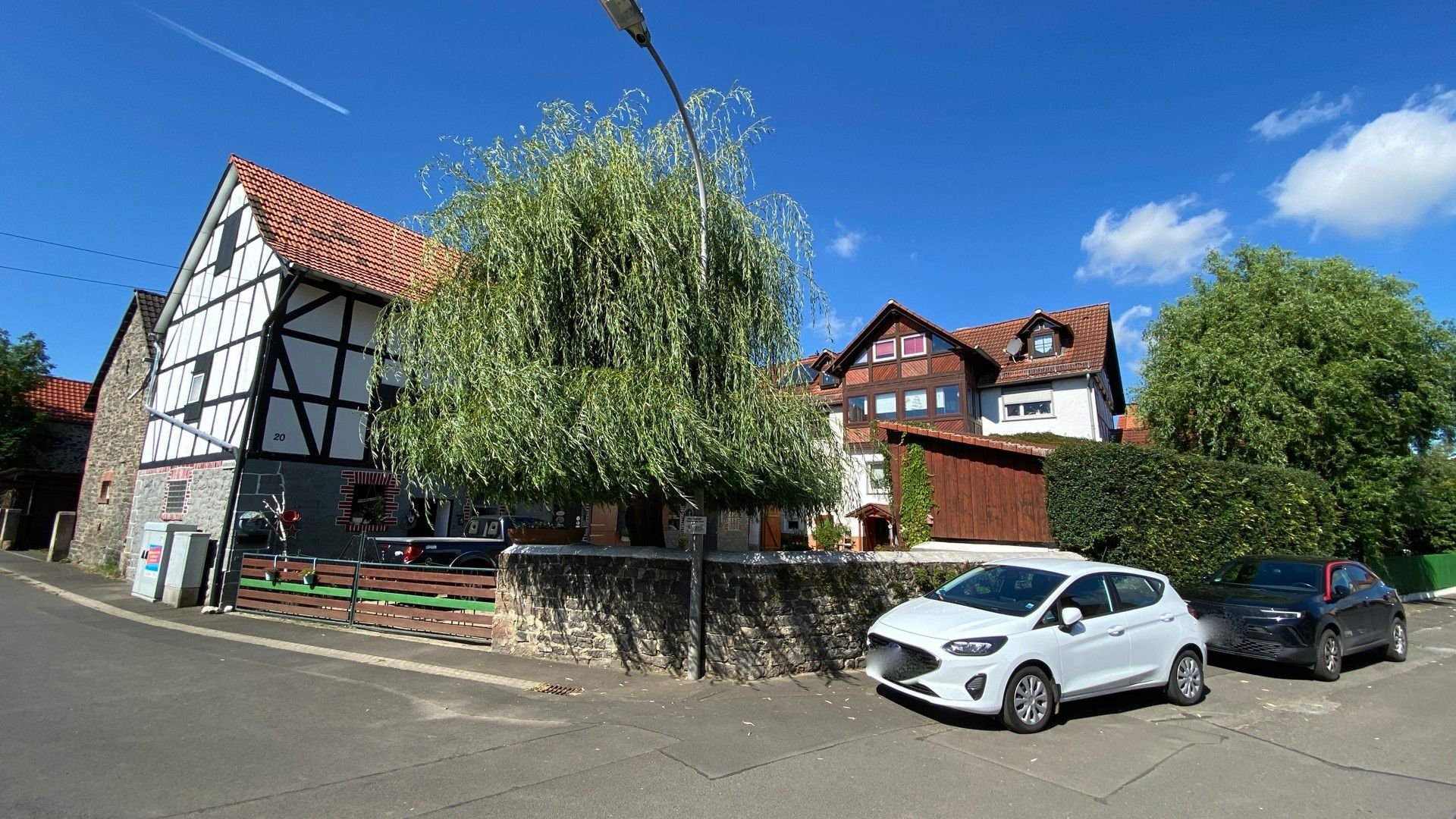 Einfamilienhaus zum Kauf 259.000 € 9 Zimmer 260 m²<br/>Wohnfläche 858 m²<br/>Grundstück Dickershausen Homberg 34576