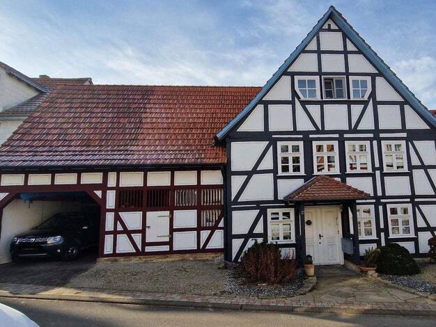 Mehrfamilienhaus zum Kauf provisionsfrei 350.000 € 10 Zimmer 260 m² 330 m² Grundstück Immenhausen 34376