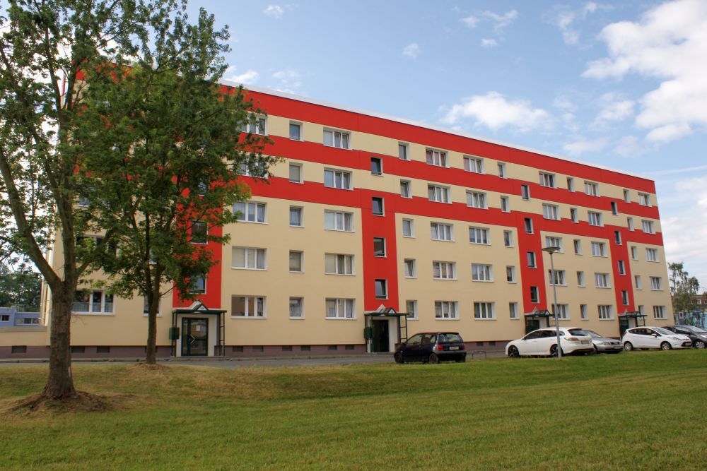 Wohnung zur Miete 282,19 € 3 Zimmer 57,6 m²<br/>Wohnfläche 2. Stock<br/>Geschoss Clara-Wieck-Str. 8 Reinsdorf Plauen 08527