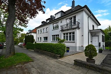Doppelhaushälfte zum Kauf 1.200.000 € 8 Zimmer 241 m² 497 m² Grundstück Huttrop Essen 45136