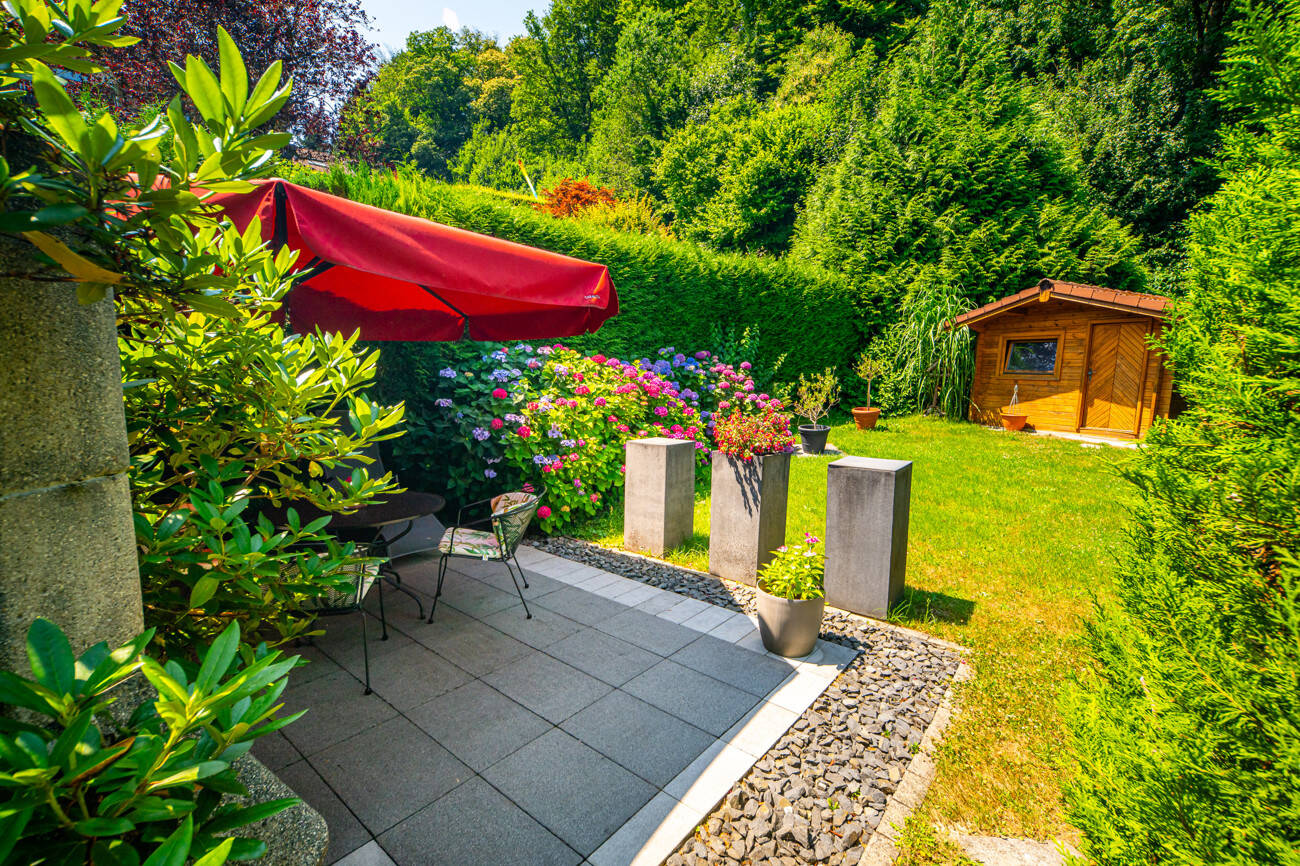 **Traumhaftes Wohnen in Baden-Baden Ebersteinburg mit Blick auf die Burg und in die Vogesen **