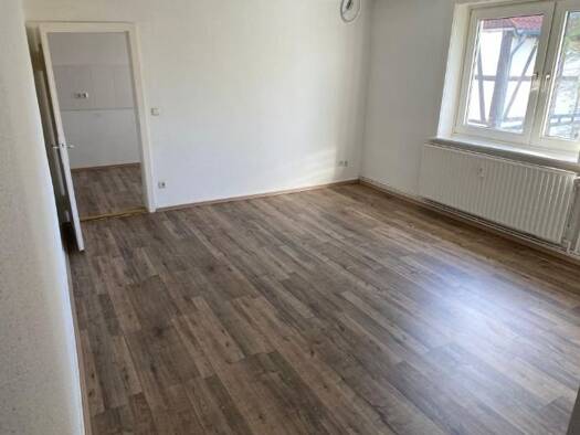 Wohnung zur Miete 695 € 3 Zimmer 92 m² Göttinger Str. 11 Rosdorf 37124