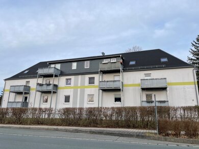 Maisonette zur Miete 752 € 4 Zimmer 103 m² 1. Geschoss frei ab 15.04.2025 Herlasgrüner Str. 40 Treuen Treuen 08233