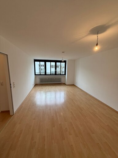 Wohnung zur Miete 1.350 € 2 Zimmer 55,2 m² 4. Geschoss frei ab sofort Am alten südlichen Friedhof München 80337