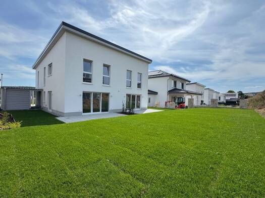 Maisonette zum Kauf - Erstbezug provisionsfrei 402.300 € 4 Zimmer 115 m² frei ab sofort Dr.-Walter-Lübcke-Ring 26 Allendorf 35469