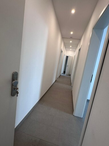 Wohnung zur Miete 1.078,33 € 4 Zimmer 98 m² Helmstedter Straße Wormser Platz Magdeburg 39112
