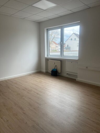 Bürofläche zur Miete 170 € 1 Zimmer 24,7 m² Bürofläche Schwalbach Schwalbach 66773