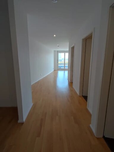 Wohnung zur Miete 700 € 1,5 Zimmer 58 m² frei ab sofort Wolframstr. Europaviertel Stuttgart 70191