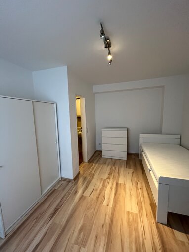 WG-Zimmer zur Miete 395 € 16 m² Erdgeschoss frei ab sofort Weiherstraße 12 Vor dem Sterntor Bonn 53111