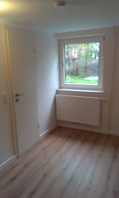 Wohnung zur Miete 300 € 1 Zimmer -1. Geschoss Löhnhorster Str. Lindenhof Bremen 28237