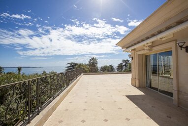 Einfamilienhaus zum Kauf 15 Zimmer 700 m² 4.600 m² Grundstück Le Vieux Port-Les Iles CANNES 06400