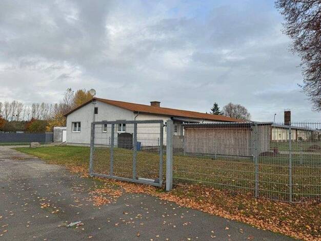 Einfamilienhaus zum Kauf 148.000 € 4 Zimmer 95 m² 1.800 m² Grundstück Lübs 17379