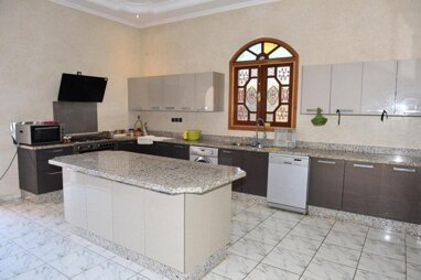 Einfamilienhaus zum Kauf 1.500.000 € 12 Zimmer 850 m² 20.000 m² Grundstück Marrakech 40000