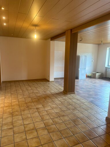 Apartment zum Kauf 210.000 € 3 Zimmer 85 m² 1. Geschoss Kitzingen Kitzingen 97318