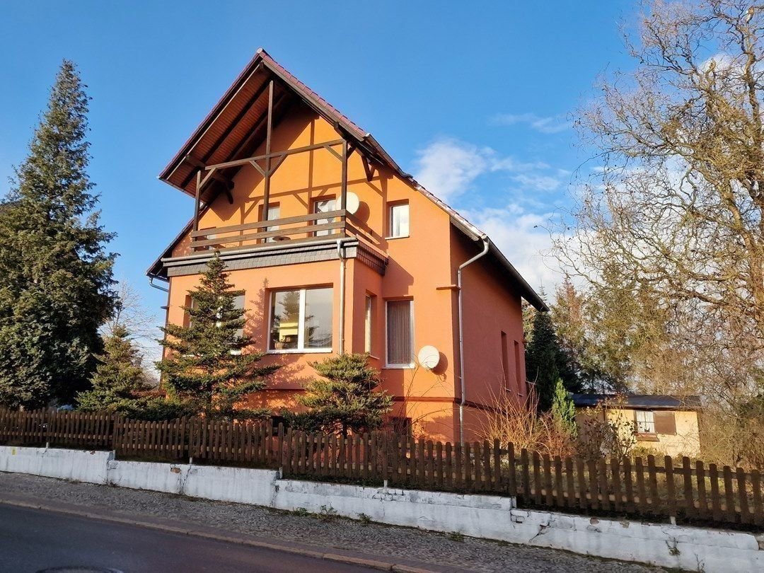 Mehrfamilienhaus zum Kauf 235.000 € 160 m²<br/>Wohnfläche 925 m²<br/>Grundstück Ab sofort<br/>Verfügbarkeit Blankenburg Blankenburg 38889