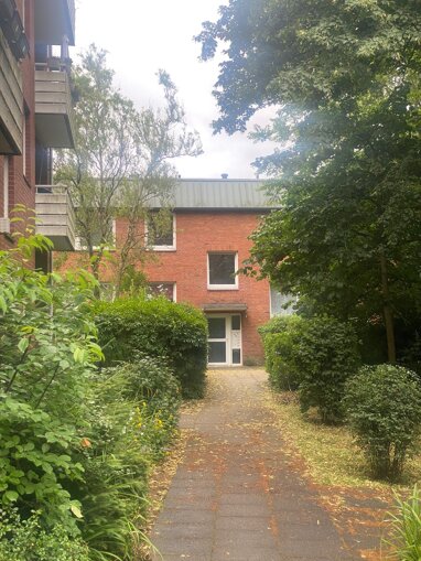 Wohnung zur Miete 920 € 2,5 Zimmer 68,2 m² 1. Geschoss frei ab sofort Friedrich-Ebert-Str. 6 Garstedt Norderstedt 22850