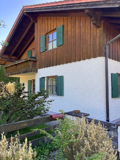 Haus zum Kauf 749.000 € 5 Zimmer 209 m² 711 m² Grundstück Vogtareuth Vogtareuth 83569