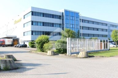 Bürofläche zur Miete provisionsfrei 5,50 € 956 m² Bürofläche teilbar ab 956 m² Gütz Landsberg 06188