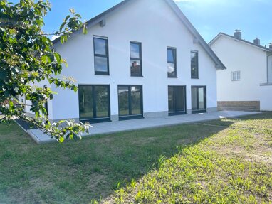 Doppelhaushälfte zum Kauf 579.900 € 4 Zimmer 118,3 m² 341 m² Grundstück Heldenbergen Nidderau 61130