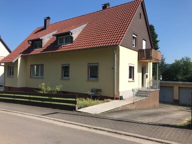 Mehrfamilienhaus zum Kauf 365.000 € 11 Zimmer 196 m² 645 m² Grundstück frei ab sofort Hauenstein 76846