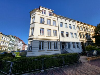 Mehrfamilienhaus zum Kauf 450.000 € 8 Zimmer 187 m² 243 m² Grundstück Holstentor - Nord Lübeck - St. Lorenz-Nord 23554