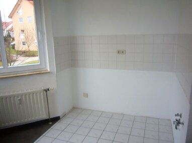 Wohnung zur Miete 230 € 2 Zimmer 36 m² 1. Geschoss frei ab sofort Schillerplatz 13 Schiepzig Salzatal 06198