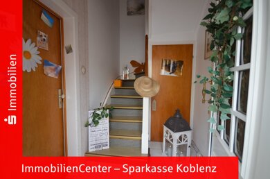 Wohnung zum Kauf 199.000 € 4 Zimmer 107 m² 1. Geschoss frei ab sofort Metternich 5 Koblenz 56072