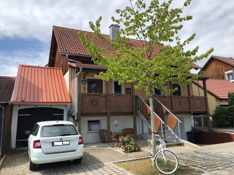 Einfamilienhaus zum Kauf 449.000 € 6 Zimmer 170 m²<br/>Wohnfläche 374 m²<br/>Grundstück Bodenwöhr Bodenwöhr 92439