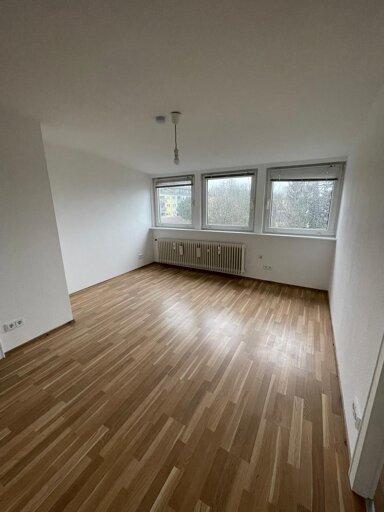 Wohnung zur Miete 400 € 2 Zimmer 40 m² 4. Geschoss Cranachstr. 118 Stadtkern - Ost Düren 52351