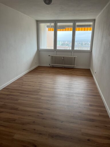 Wohnung zur Miete 780 € 2 Zimmer 65 m² 9. Geschoss frei ab sofort Göthestr. 65 Bischofsheim Maintal 63477