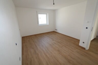 Wohnung zur Miete 700 € 4 Zimmer 110 m² frei ab sofort Enzianring Ettringen Ettringen 86833