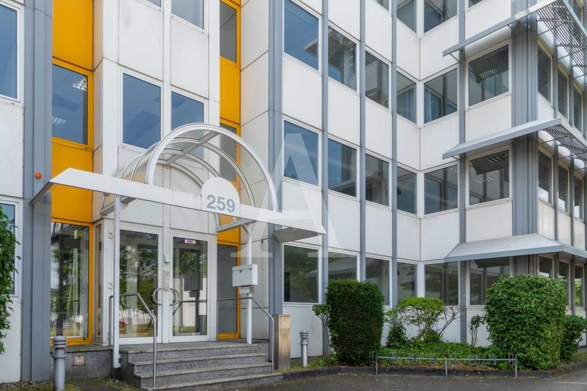 Büro-/Praxisfläche zur Miete provisionsfrei 11.772,9 m²<br/>Bürofläche ab 300,3 m²<br/>Teilbarkeit Ensen Köln 51149