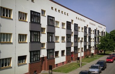 Wohnung zur Miete 371 € 2 Zimmer 53 m² 2. Geschoss Dessauer Straße 3 Dessauer Straße Magdeburg 39114