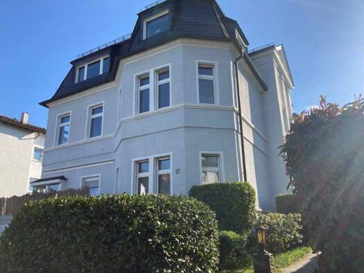 Wohnung zur Miete 1.200 € 4 Zimmer 122 m² 3 Geschosse frei ab 01.03.2026 Schützenrain xx Friedberg 61169