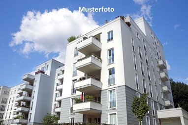 Mehrfamilienhaus zum Kauf 90.100 € 7 Zimmer 319 m² 1.097 m² Grundstück Mozartstraße Poysdorf 2170