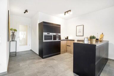 Wohnung zur Miete 700 € 3,5 Zimmer 101 m² frei ab sofort Wismarer Straße Kaiserbrunnen Dortmund 44143