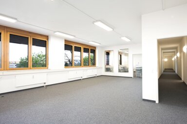 Bürofläche zur Miete 8,50 € 328 m² Bürofläche Eltingen Leonberg 71229