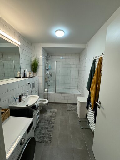 Wohnung zur Miete 1.400 € 3 Zimmer 77 m² 6. Geschoss Rhonestrasse 2A Schwanheim Frankfurt am Main 60528