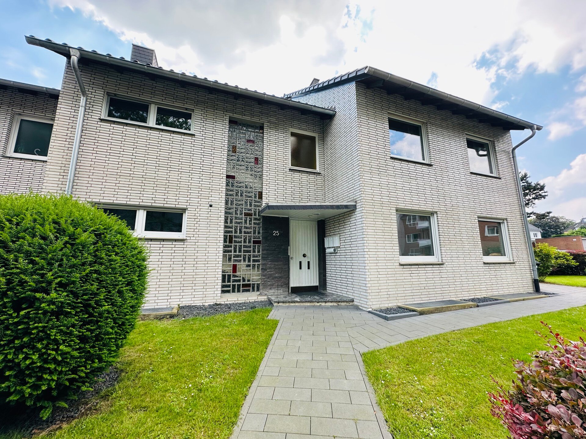 Reihenendhaus zum Kauf 495.000 € 10 Zimmer 208 m²<br/>Wohnfläche 666 m²<br/>Grundstück Geistenbeck Mönchengladbach 41236