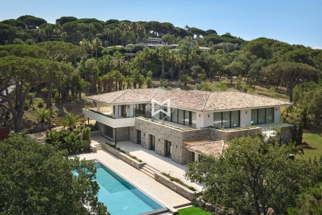 Einfamilienhaus zum Kauf provisionsfrei 15.900.000 € 8 Zimmer 500 m²<br/>Wohnfläche 5.000 m²<br/>Grundstück Zone Est Diffuse Saint-Tropez 83990