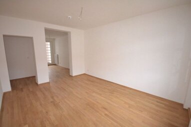 Wohnung zur Miete 605,90 € 2 Zimmer 50,5 m² 2. Geschoss Goldfußstr. 2 Köln 50735