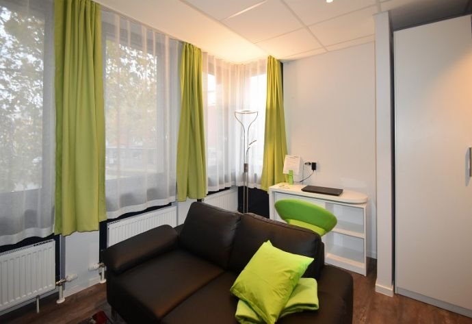 Studio zur Miete 1.195 € 1 Zimmer 28 m²<br/>Wohnfläche Triftstraße Niederrad Frankfurt am Main 60528