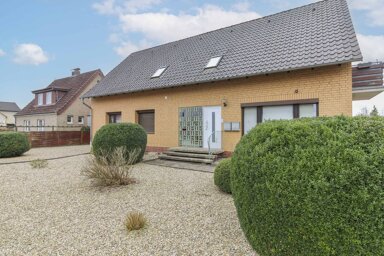 Mehrfamilienhaus zum Kauf als Kapitalanlage geeignet 299.000 € 10 Zimmer 245 m² 1.005,1 m² Grundstück Westerweyhe Uelzen 29525