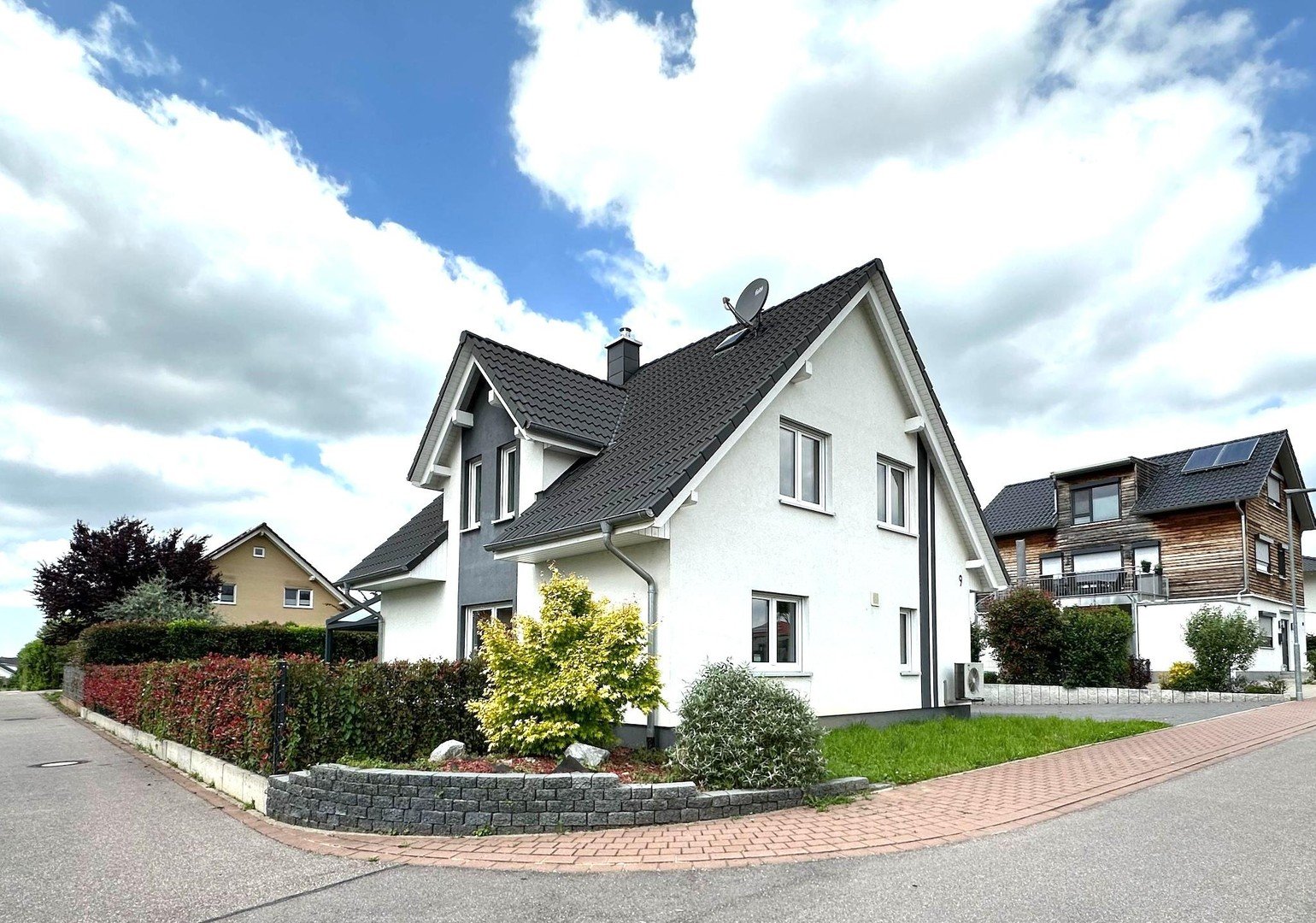 Einfamilienhaus zum Kauf Provisionsfrei 569.000 € 6 Zimmer 129 m²<br/>Wohnfläche 571 m²<br/>Grundstück Im Birnenfeld 9 Ulm Renchen 77871