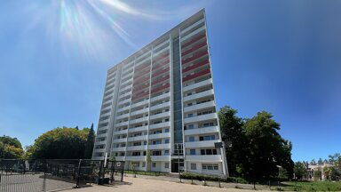 Wohnung zur Miete nur mit Wohnberechtigungsschein 274 € 1 Zimmer 37 m² 6. Geschoss frei ab sofort Görlinger-Zentrum 30B Bocklemünd Köln 50829